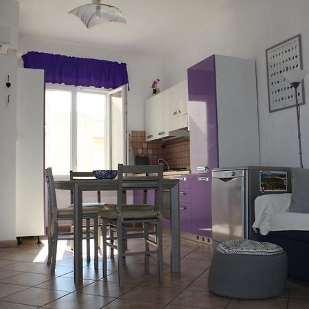 Lovely Sardinia Apartment Порто-Торрес Екстер'єр фото