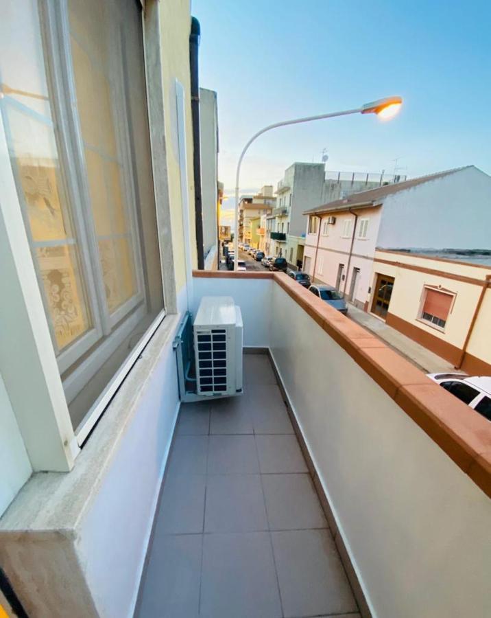 Lovely Sardinia Apartment Порто-Торрес Екстер'єр фото