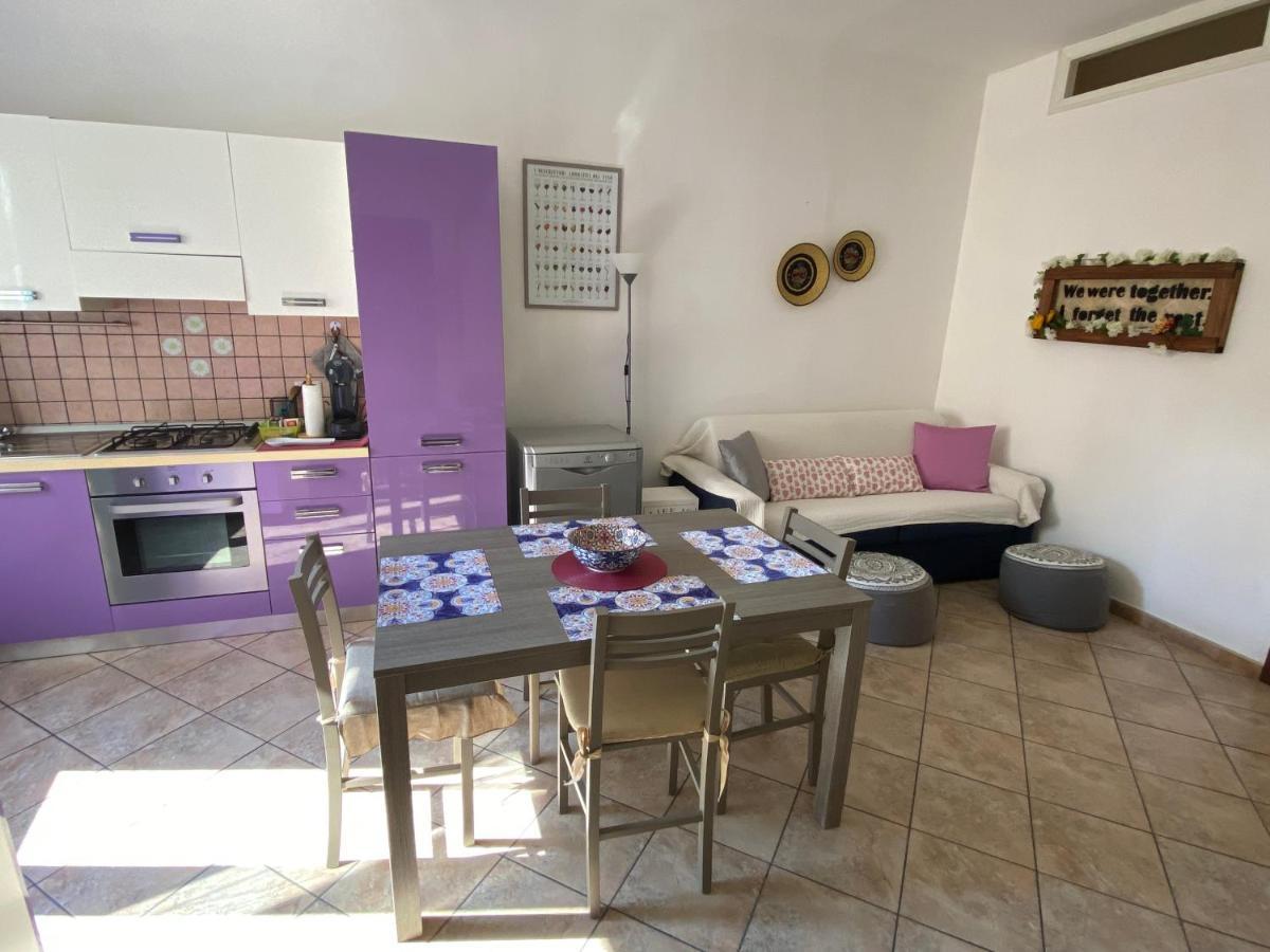 Lovely Sardinia Apartment Порто-Торрес Екстер'єр фото